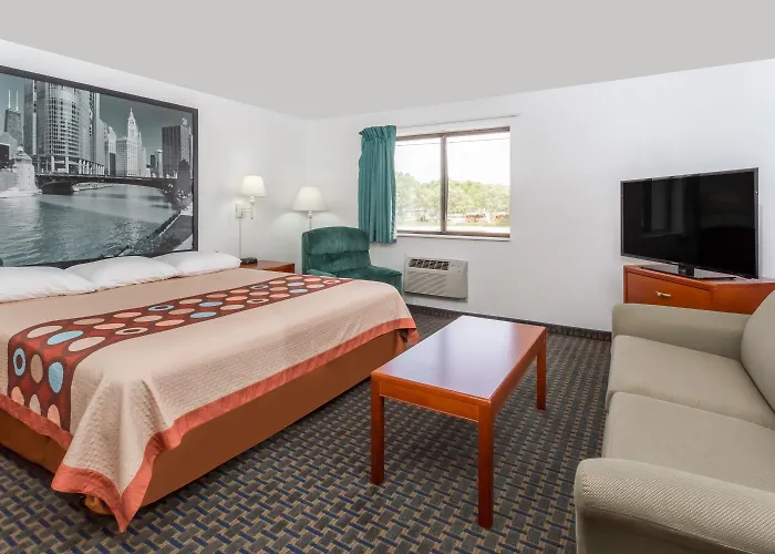 Super 8 By Wyndham Sterling Area Hotel 2*