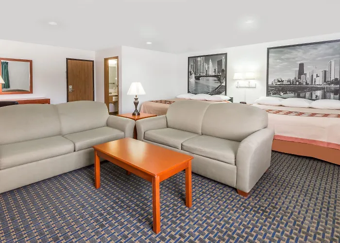 Super 8 By Wyndham Sterling Area Hotel Rock Falls