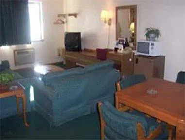 Super 8 By Wyndham Sterling Area
